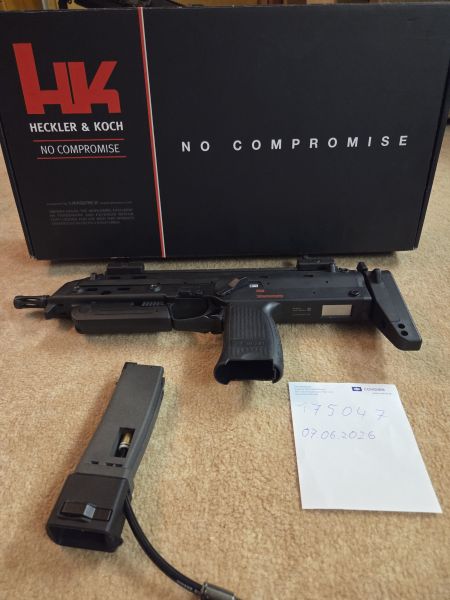 Vfc MP7 mit Airtac MP5 Magazin-Adapter