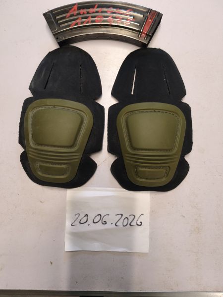 Knieschoner für Combat Hosen oliv