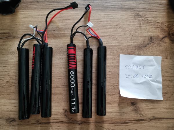 1x Titan 11.1V LiIon Akku