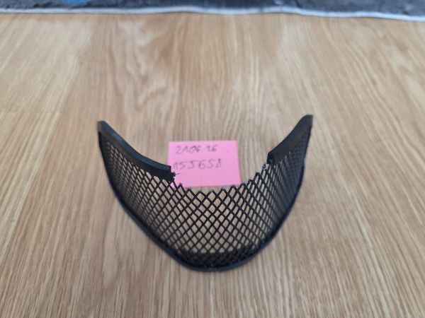 Gitter Mundmaske bearbeitet