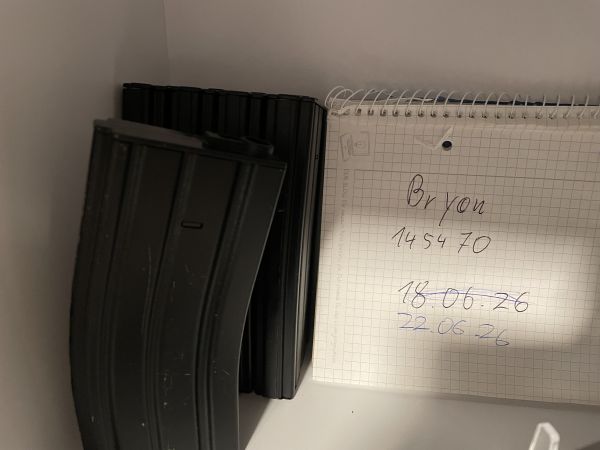 6 LowCap & 1 HighCap M4 / AR15 / M16 / HK416 Metall Magazine
