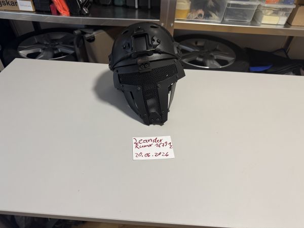Hartplastik Helm mit BB Gitter 