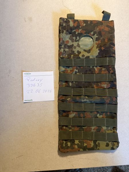 Diverse Taschen in Flecktarn