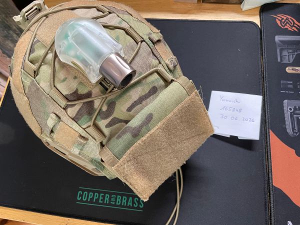 One Tigris PJ Bump Helm Coyote inkl Zubehör