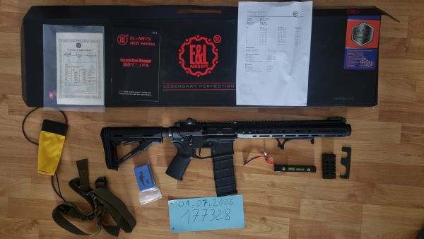 E&L M4 Custom Carbine mit Zubehör