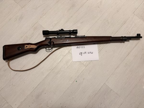 S&T Kar98k Echtholz inkl. ZF39-Zielfernrohr, 2 Magazine, Trageriemen & Jagdtasche