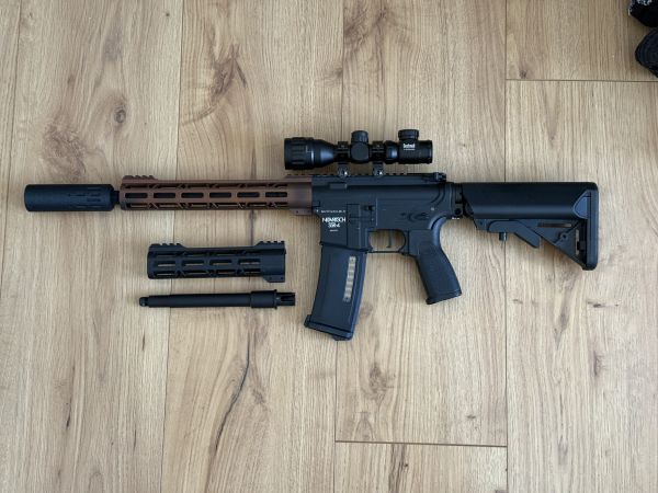 (V/T) M4 Novritsch SSR-4 Metall Body S-AEG mit CQB Handguard und outer. Inkl scope. 
