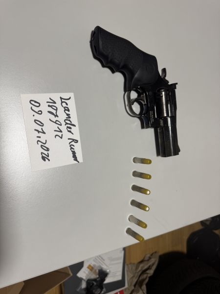 ASG Dan Wesson 715 bzw. Dan Wesson .357 CO₂ Revolver