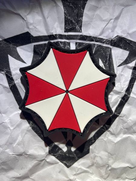 Resident Evil Umbrella Corporation PVC Patch – klein – Klett-Aufnäher – 5,2 × 5,2 cm
