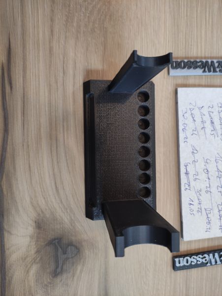 3D-Druck Ständer für M&P R8 Revolver