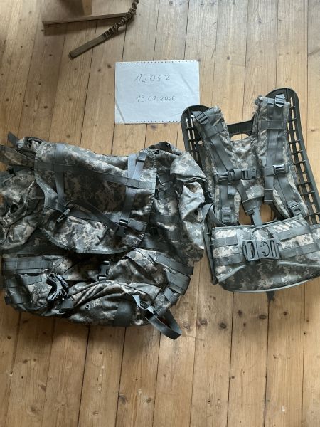 US Army ACU Molle II Rucksack