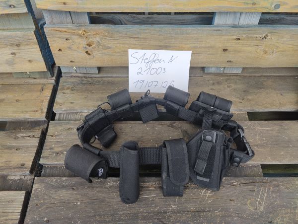 SWAT Koppel mit Taschen
