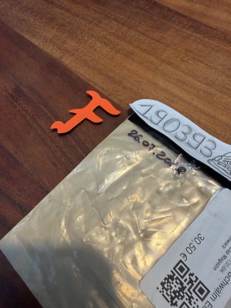 Forward Observations Group „F“ Laser Cut Orange Neu FOG Patch