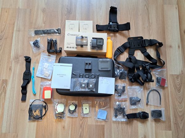 Crosstour CT9500 4K Action Cam mit umfangreichem Zubehör-Kit