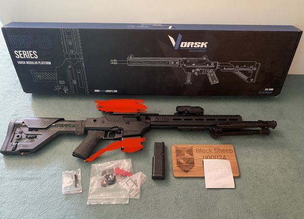 Vorsk VMP-2 DMR GBB mit Zweibein, AnPeq Laserdummy