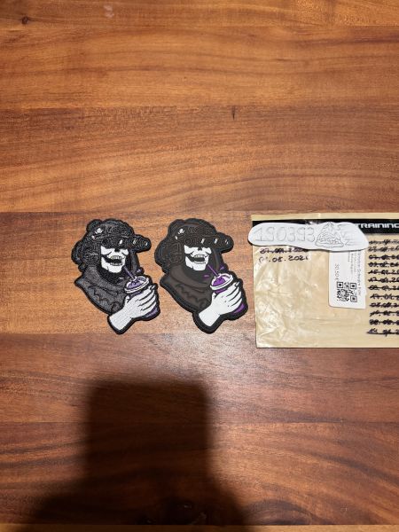 Whitephosphor x Wastelandkooks Purple „Quad Nod MISFORTUNE“ PVC & Embroidered Patch Neu FOG