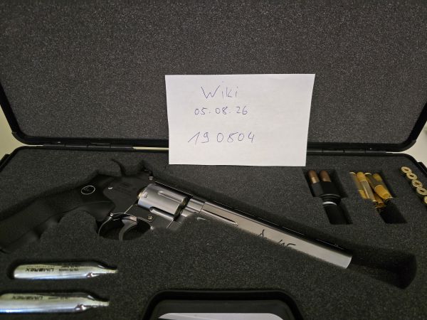 Dan Wesson 6 Zoll mit Zubehör