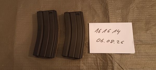E&C M4 Mid-Cap Magazine aus Metall (2 Stück)
