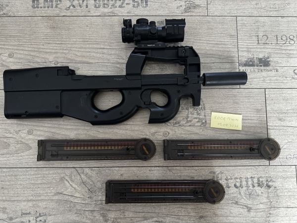 Begadi P90 + 3 Mags