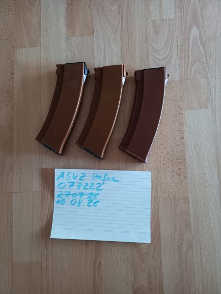 2x AEG Highcap, 1x AEG Midcaps, alles orange/braun