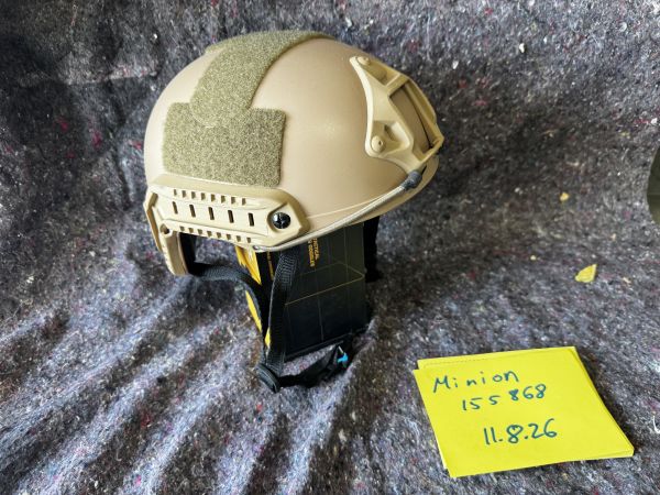Taktischer Helm Sand