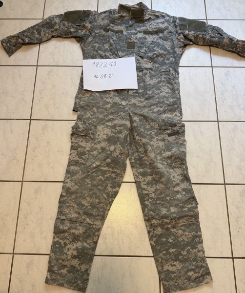 US Army ACU/UCP Tarnanzug – Digital Camo – Jacke & Hose