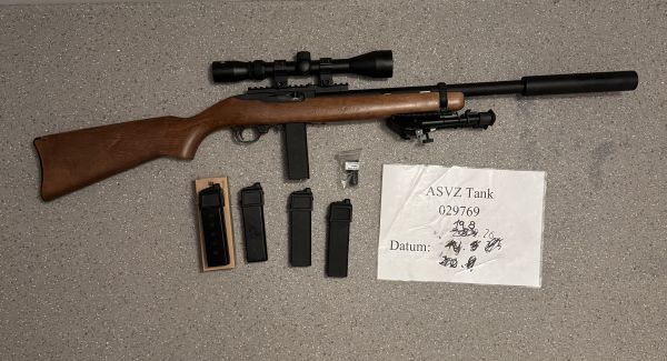 KJW KC02 „ Hillbilly Squirrel Hunter“
