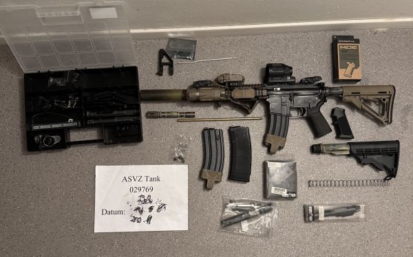We M4/mk18 RA Tech/ Angry Gun Stahlteile mit massig Zubehör 