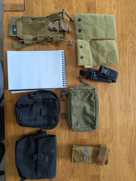 Taschenkonvolut TT und Viper Tactical