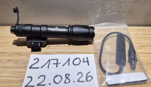 SF M600C Dummy in Schwarz 