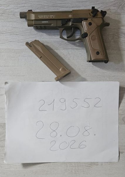 Beretta M9A3 CO2 Blowback FDE (Umarex) - wie neu, OVP - 119€ VB / Tausch gegen 1911 o. WW2