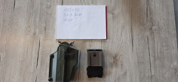 Begadi Universal Holster links mit Quick Release und Molle Mount Versand inklusive 