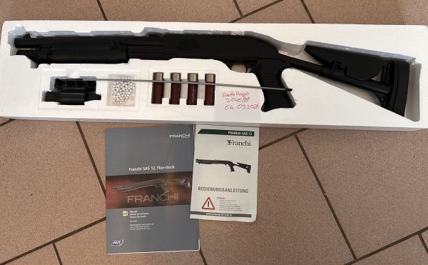 ASG Franchi SAS 12 Tactical Shotgun Springer 6mm BB Schwarz + OVP & Zubehör
