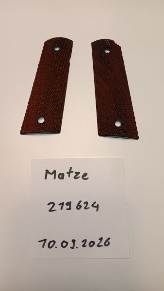 1911 - Magwell - Echtholz Griffschalen 