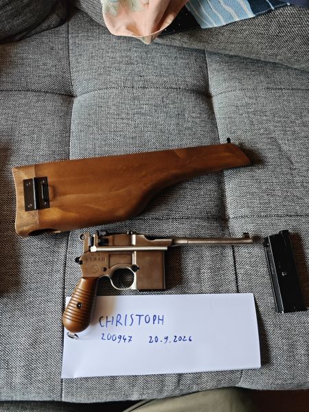WE M712 Chrom Edition
