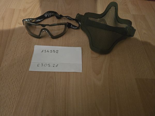Schutzbrille und Mundschutz