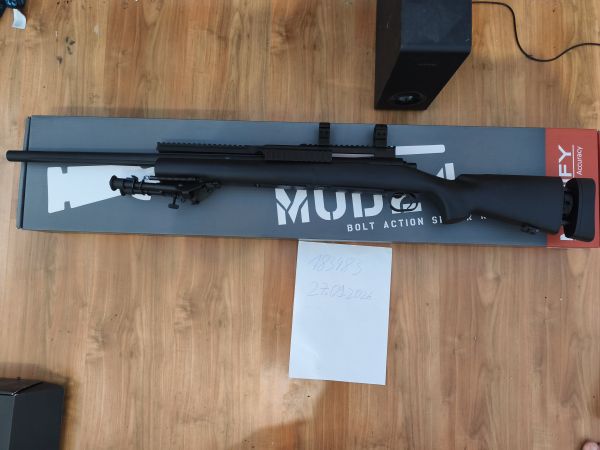 Modify Mod24 SF mit Mars Rail & Zweibein