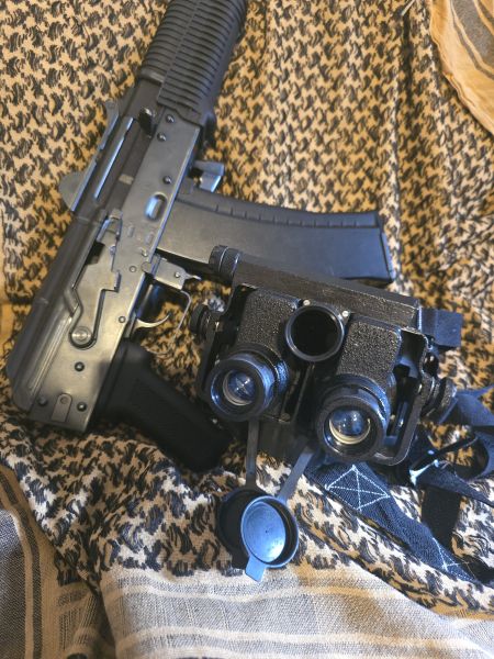 Analoges russisches Nachtsichtgerät Nachtsichtbrille Escape from Tarkov NVG Gen 1+ besser als PNV57E