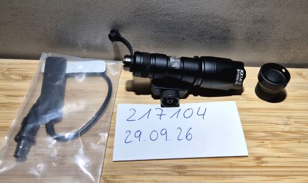 SF M300A Dummy in Schwarz 