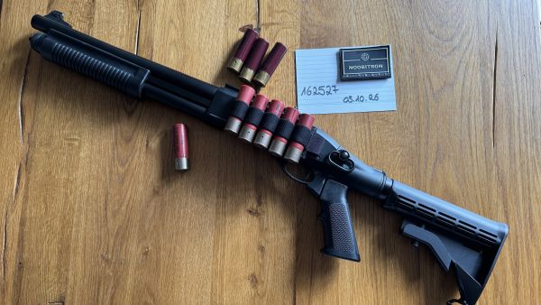 Golden Eagle M8871 Vollmetall Pump Action Gas Shotgun – inkl. 6 zusätzlichen CYMA Shells