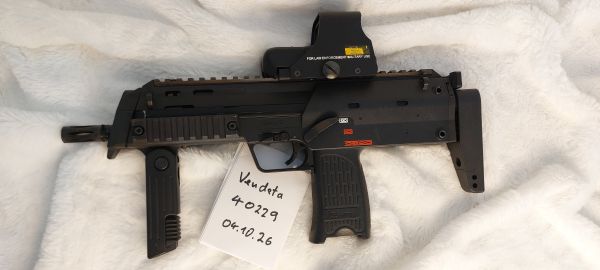 KWA Mp7 mit 8 Mags 