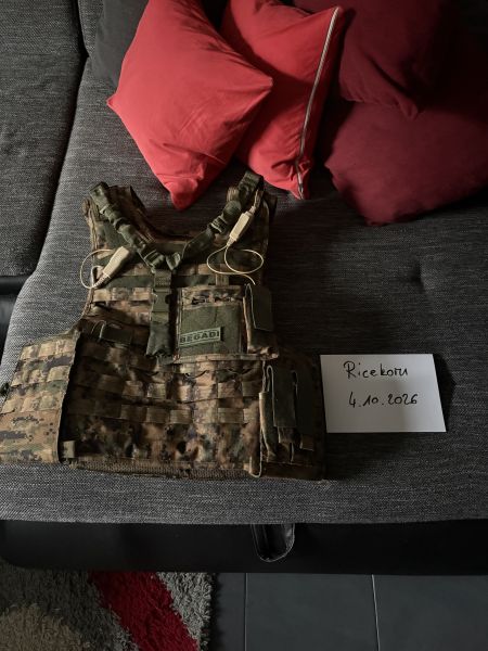 Invadergear plate carrie