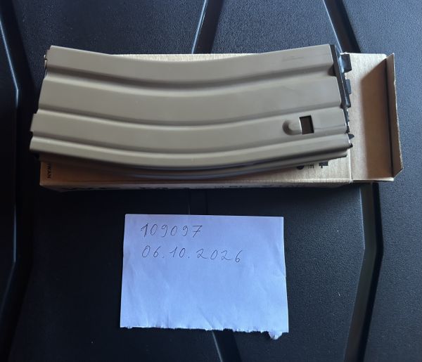 WE M4 GBB V2 Magazin tan