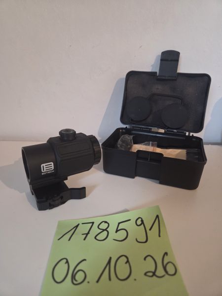 EO Tech G43 Magnifer Klon on Schwarz 