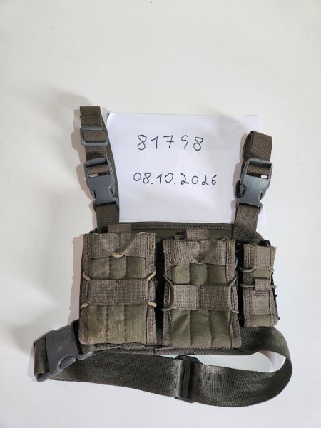 Beinholster für Magazine in oliv