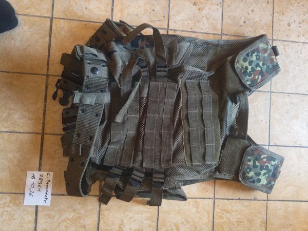 Bundeswehr Flecktarn Plattenträger / Tactical Weste mit MOLLE und Taschen