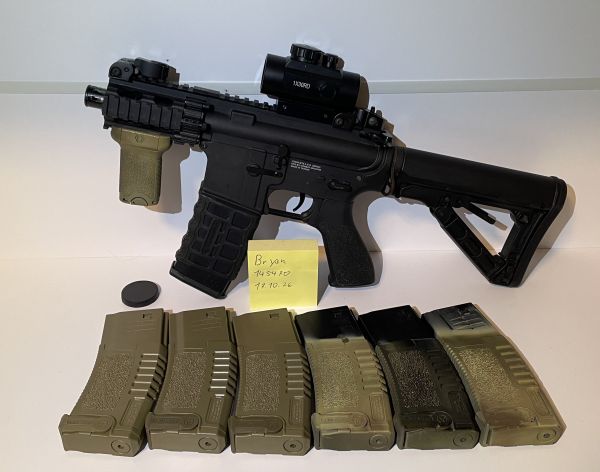 Die wahrscheinlich k&uuml;rzeste M4 der Welt: G&G FireHawk Komplettset inkl. Koffer
