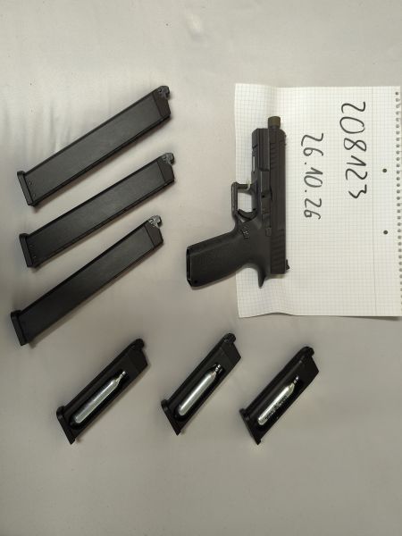KJW KP13 + Magazine